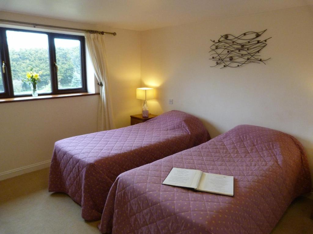 Temple Cloud Cameley Lodge - Self Catering חדר תמונה